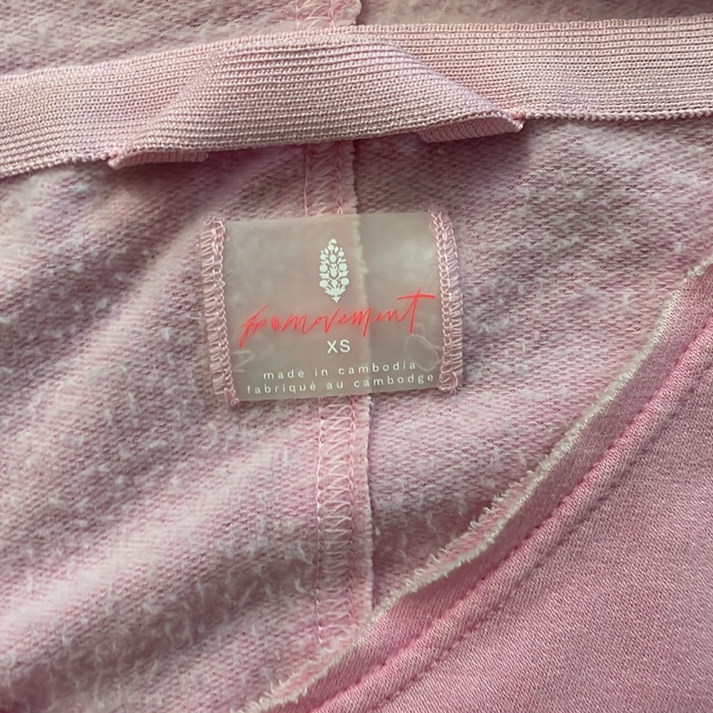 Free People FP Movement Bonfire Sweatshirt Hoodie in Peony (Light Pink) - Picture 4 of 6